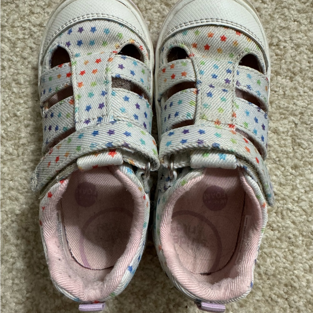 Stride Rite Girls Sneaker
